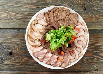 Мясная тарелка