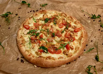 Пицца Цезарь с курицей
